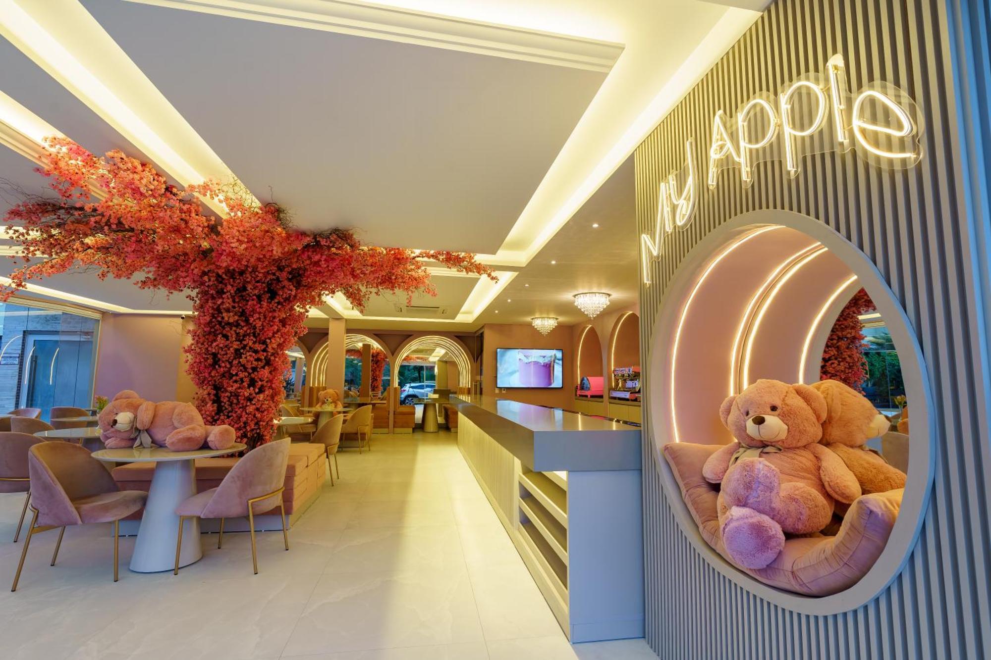 Apple House